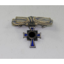 16 MM Miniatur Mutterkreuz in Silber, an Schleife
