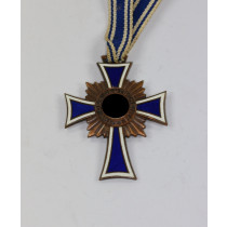 Mutterkreuz in Bronze