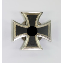  Eisernes Kreuz 1. Klasse 1939, Hst. L/52,(C.F. Zimmermann, Pforzheim), an Schraubscheibe
