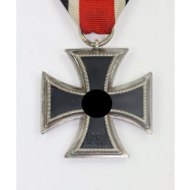  Eisernes Kreuz 2. Klasse 1939, Hst. 137 (J.H. Werner, Berlin)