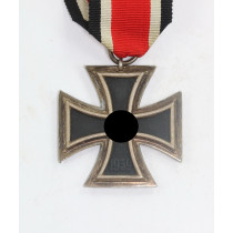  Eisernes Kreuz 2. Klasse 1939, Hst. 24 (Arbeitsgemeinschaft der Hanauer Plakettenhersteller, Hanau)