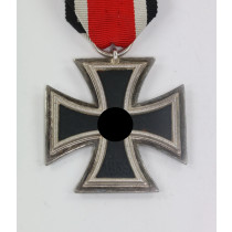  Eisernes Kreuz 2. Klasse 1939, Hst. 24 (Arbeitsgemeinschaft der Hanauer Plakettenhersteller, Hanau)