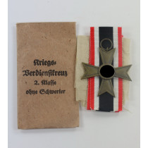  Kriegsverdienstkreuz 2. Klasse, Hst. 60, in Verleihungstüte Katz & Deyle Pforzheim