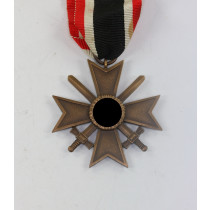  Kriegsverdienstkreuz 2. Klasse mit Schwertern, Buntmetall