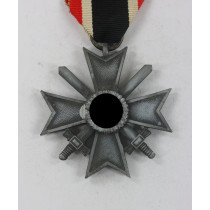  Kriegsverdienstkreuz 2. Klasse mit Schwertern, Zink