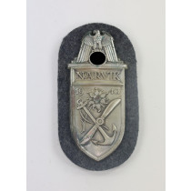  Narvikschild auf Luftwaffenstoff, Cupal (!) Typ 1 (!) C.E. Juncker, Berlin