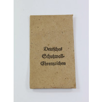 Verleihungstüte Deutsches Schutzwall Ehrenzeichen, Karl Poellath