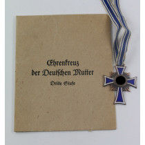  Mutterkreuz in Bronze, in Verleihungstüte Edelmetallwerke Aktiengesellschaft Wien 14