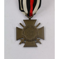  Ehrenkreuz für Frontkämpfer, Hst. F11