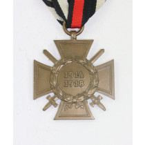 Ehrenkreuz für Frontkämpfer, Hst. W.D. mit Bienewappen (Wilhelm Deumer)