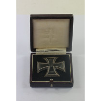 Eisernes Kreuz 1. Klasse 1914, 800 Silber, im roten Etui