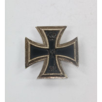  Eisernes Kreuz 1. Klasse 1914, in der Form von 1939, Hst. L/59 Rune