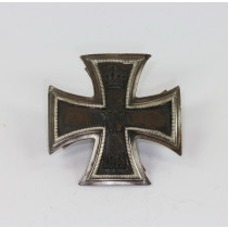 Eisernes Kreuz 1. Klasse 1914, Meybauer, Silber an Scheibe und Mutter