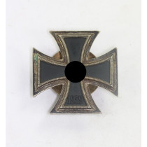 Eisernes Kreuz 1. Klasse 1939, C.E. Juncker, an Scheibe und Mutter, magnetisch (!)