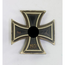  Eisernes Kreuz 1. Klasse 1939, C.E. Juncker, Berlin, nicht magnetisch (!)