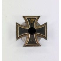 Eisernes Kreuz 1. Klasse 1939, Frontumbau auf Schraubscheibe