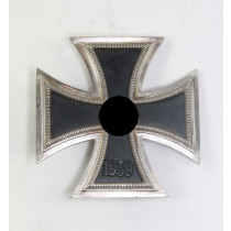 Eisernes Kreuz 1. Klasse 1939, Hst. 4 (Steinhauer & Lück, Lüdenscheid)