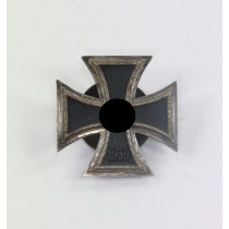 Eisernes Kreuz 1. Klasse 1939, Hst. L/16, an Schraubscheibe