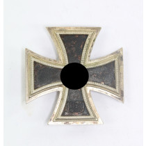 Eisernes Kreuz 1. Klasse 1939, Hst. L/18 (B.H. Mayer, Pforzheim)