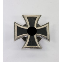 Eisernes Kreuz 1. Klasse 1939, Hst. L/52, an Schraubscheibe