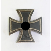 Eisernes Kreuz 1. Klasse 1939, Hst. L/52, unter Nadelhaken (C.F. Zimmermann, Pforzheim)