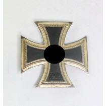 Eisernes Kreuz 1. Klasse 1939, Hst. L/56 schmale Nadel (!) (Funcke & Brüninghaus, Lüdenscheid)