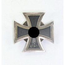Eisernes Kreuz 1. Klasse 1939, Hst. L58, an Schraubscheibe