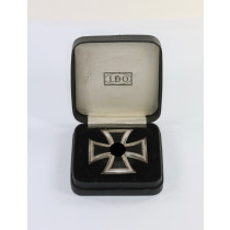 Eisernes Kreuz 1. Klasse 1939, Hst. L/59, an Schraubscheibe, im LDO Etui