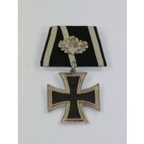 Eisernes Kreuz 2. Klasse 1870 mit Jubiläumseichenlaub, an Einzelspange