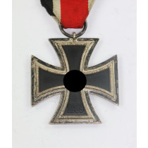 Eisernes Kreuz 2. Klasse 1939, Hst. 13 (Gustav Brehmer, Markneukirchen)