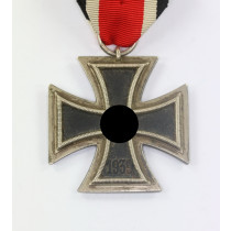 Eisernes Kreuz 2. Klasse 1939, Hst. 24 mit Zusatzpunze O (Überbreit)