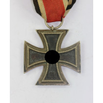 Eisernes Kreuz 2. Klasse 1939, Hst. 25 (Arbeitsgemeinschaft der Graveur-, Gold- und Silberschmiedeinnungen, Hanau am Main)