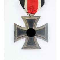 Eisernes Kreuz 2. Klasse 1939, Hst. 93 (Richard Simm & Söhne, Gablonz)