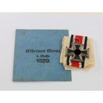 Eisernes Kreuz 2. Klasse 1939, in Verleihungstüte Robert Hauschild Pforzheim