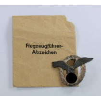 Fachbuch Sebastian Talbot, Flugzeugführerabzeichen der Luftwaffe, Hst. BSW, in Verleihungstüte 