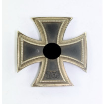 Frühes Eisernes Kreuz 1. Klasse 1939, an Schraube und Scheibe, C.E, Juncker, Berlin, nicht magnetisch