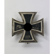 Frühes Eisernes Kreuz 1. Klasse 1939, Deschler & Sohn, nicht magnetisch (!)