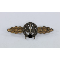 Frontflugspange für Fern-Nachtjäger in Gold, mit Ösen für Hänger