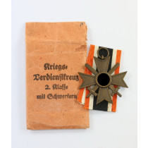 Kriegsverdienstkreuz 2. Klasse mit Schwertern, in Verleihungstüte Moritz Hausch