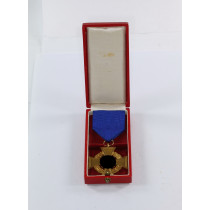 Treudienstehrenzeichen in Gold (40 Jahre), im Etui