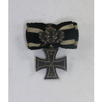 Knopflochdekoration Eisernes Kreuz 2. Klasse 1870 mit mit Jubiläumseichenlaub, J. Godet & Sohn KGL. Hofjuwelire Berlin