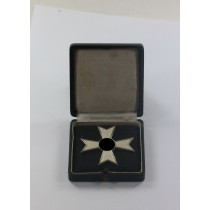  Kriegsverdienstkreuz 1. Klasse, Hst. 4 (Steinhauer & Lück), im Etui