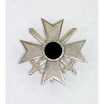 Kriegsverdienstkreuz 1. Klasse mit Schwertern, Hst. 43 (Julius Bauer Söhne, Zella-Mehlis)