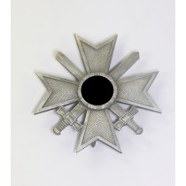  Kriegsverdienstkreuz 1. Klasse mit Schwertern, Hst. 4 (Steinhauer & Lück, Lüdenscheid)