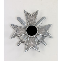 Kriegsverdienstkreuz 1. Klasse mit Schwertern, Hst. 62 (Kerbach & Oesterhelt, Dresden)