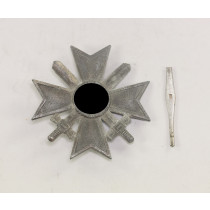 Kriegsverdienstkreuz 1. Klasse mit Schwertern, Hst. L15 (Friedrich Orth, Wien)