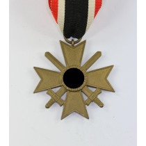 Kriegsverdienstkreuz 2. Klasse mit Schwertern, Buntmetall