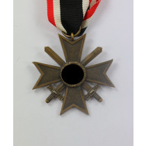 Kriegsverdienstkreuz 2. Klasse mit Schwertern, Buntmetall