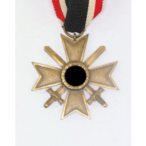 Kriegsverdienstkreuz 2. Klasse mit Schwertern, Buntmetall
