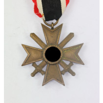 Kriegsverdienstkreuz 2. Klasse mit Schwertern, Buntmetall